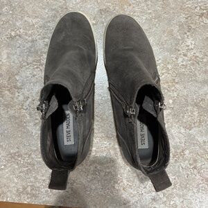 Steve Madden Wedgie Leather Sneakers